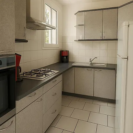 Maison 6 Personnes A 150m De La Avec Terrasse - Fr-1-732-107