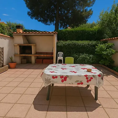 Maison 6 Personnes A 150m De La Avec Terrasse - Fr-1-732-107 *