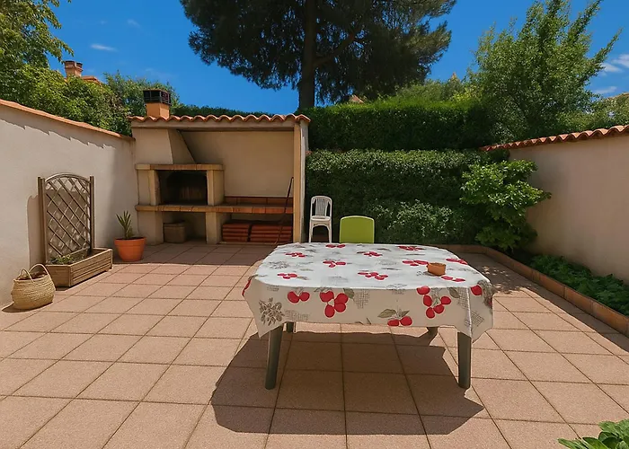 Maison 6 Personnes A 150m De La Avec Terrasse - Fr-1-732-107 *